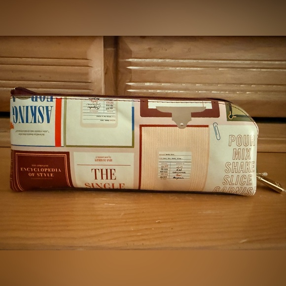 ♠️ Kate Spade Multicolor Pencil Case - Picture 3 of 6